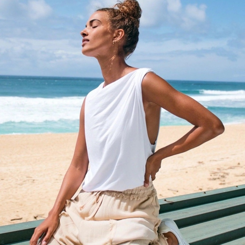 Free People Turn Around Tee white